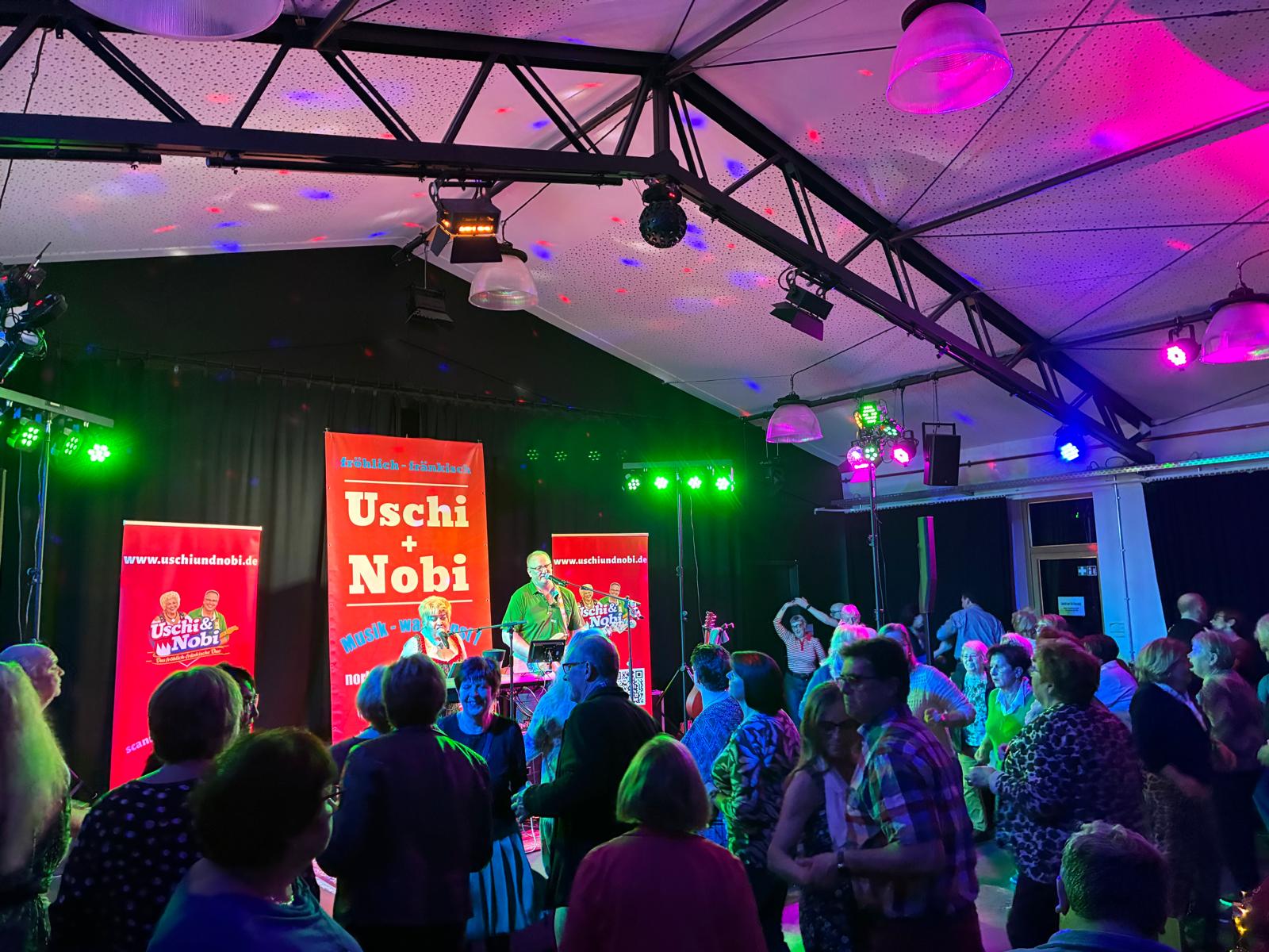 Band und Fans in Action